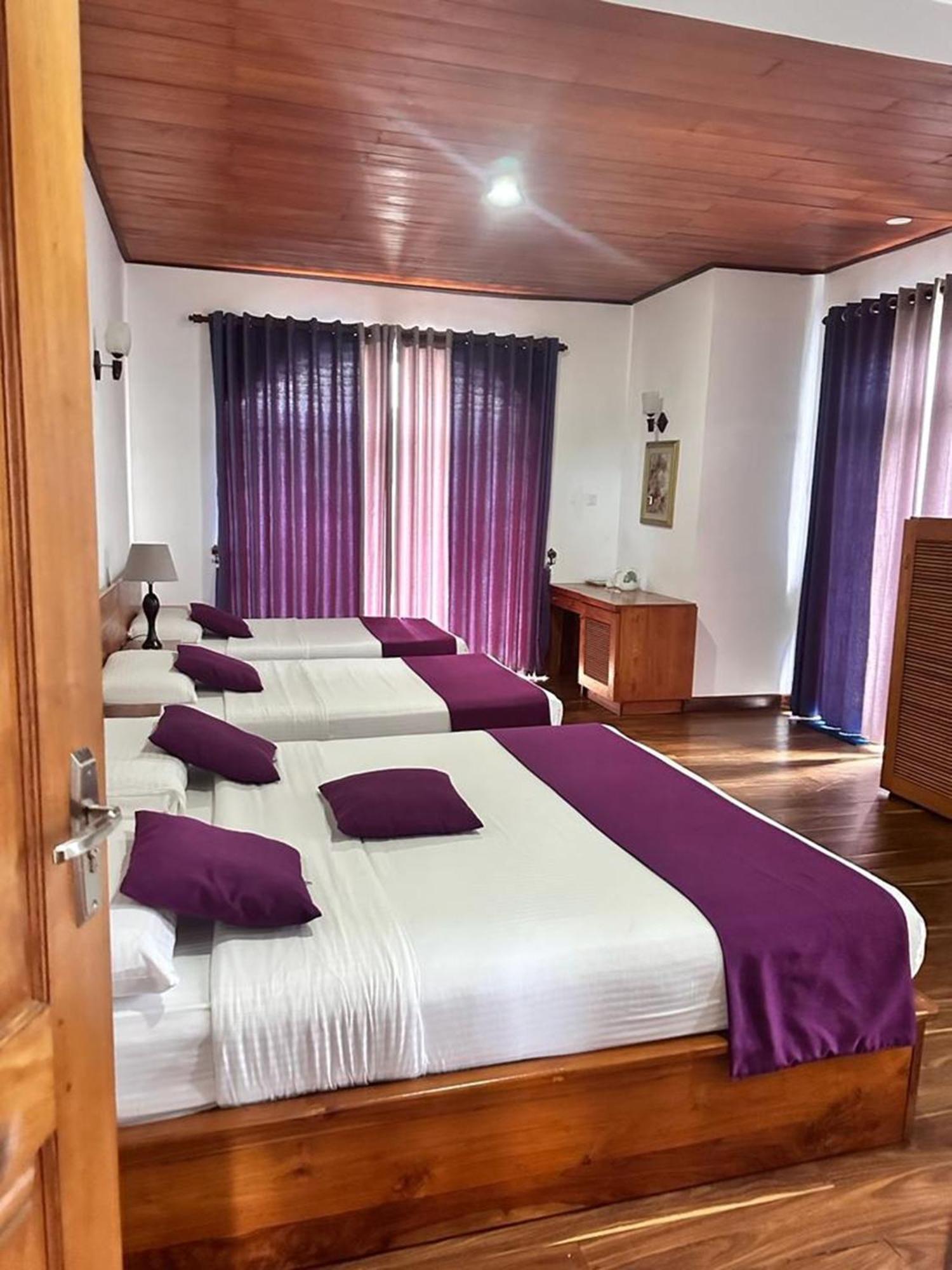 Hotel Sky Heaven Nuwaraeliya Nuwara Eliya Esterno foto